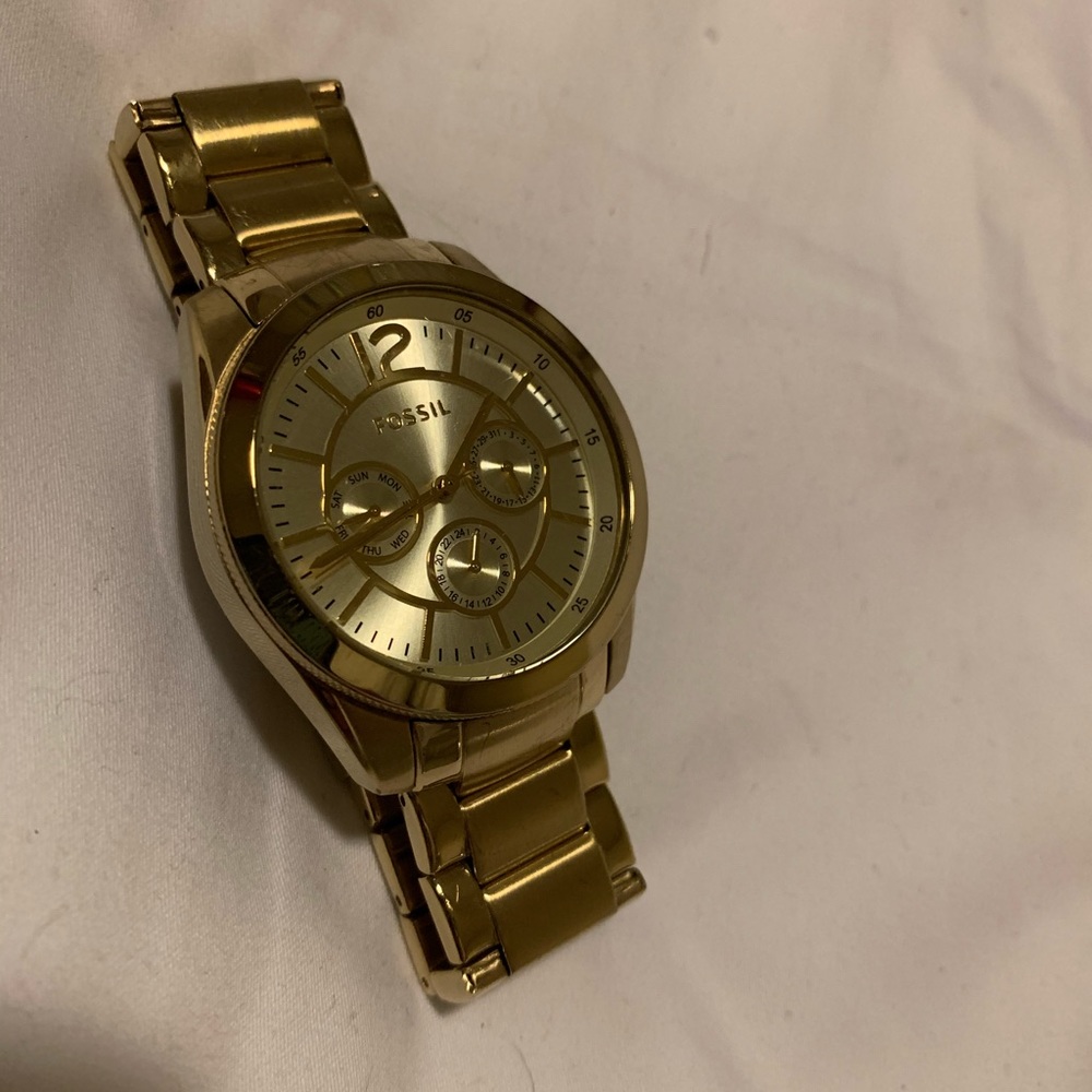 Fossil Watch - Picture 2 of 4